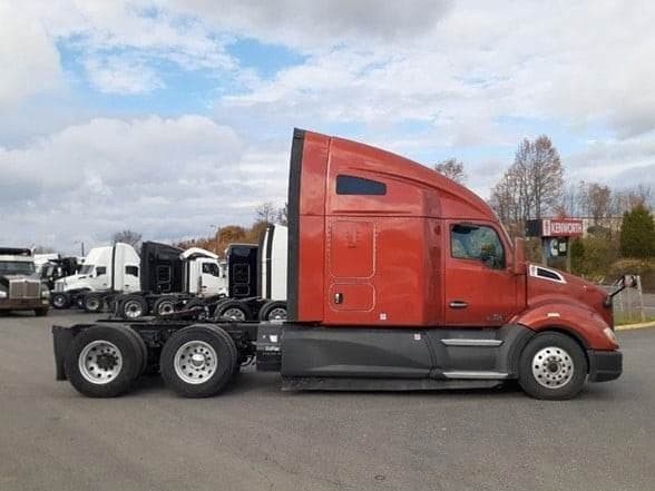 2020 Kenworth T680 image 6
