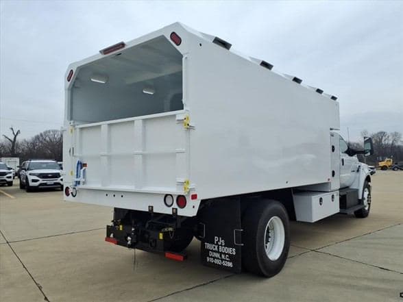 2026 Ford F750 SD image 5