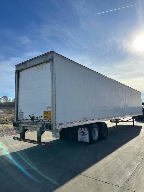 2016 Great Dane 53 ft Reefer Trailer - Sliding Axle, Carrier image 4