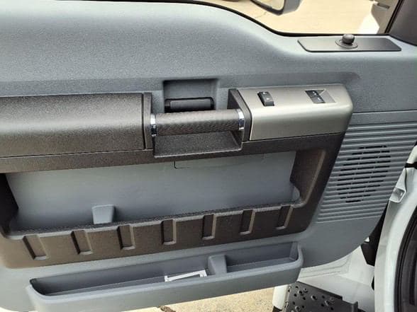 2025 Ford 4143D image 14