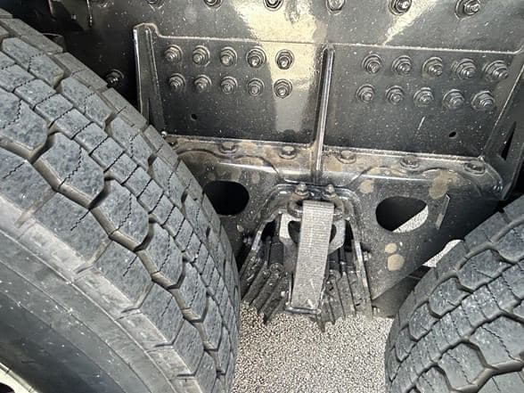 2026 Kenworth T880 image 4