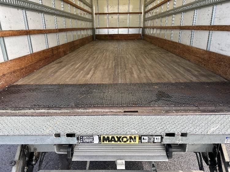 2022 International MV607 Box Truck - 220HP, 6 Speed Automatic, Roll up Door image 10