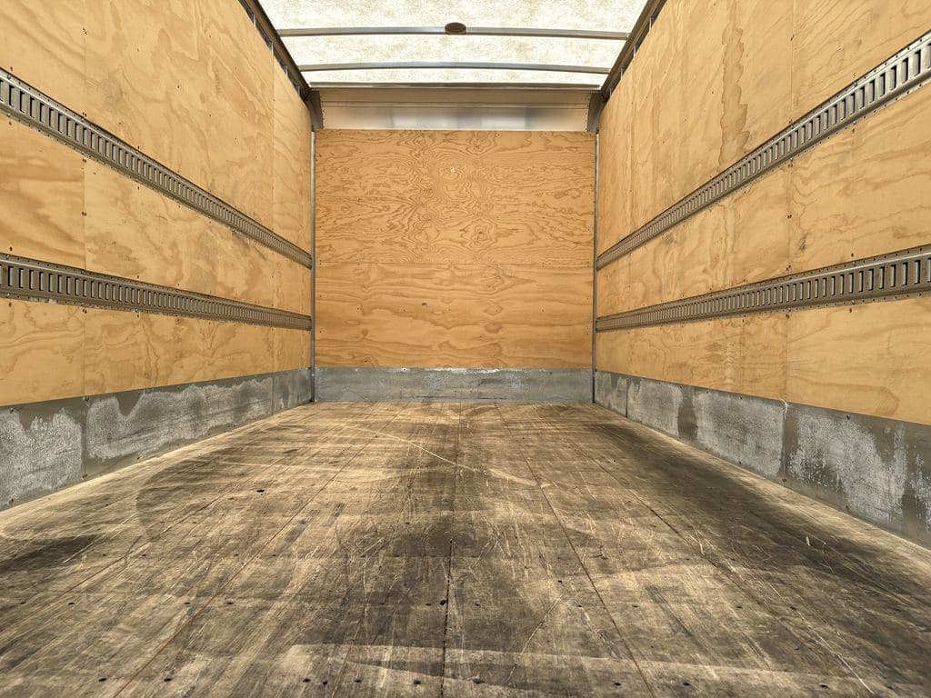 Used 2025 KENWORTH T380 image 15