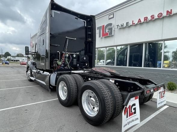 2020 Kenworth T680 image 3