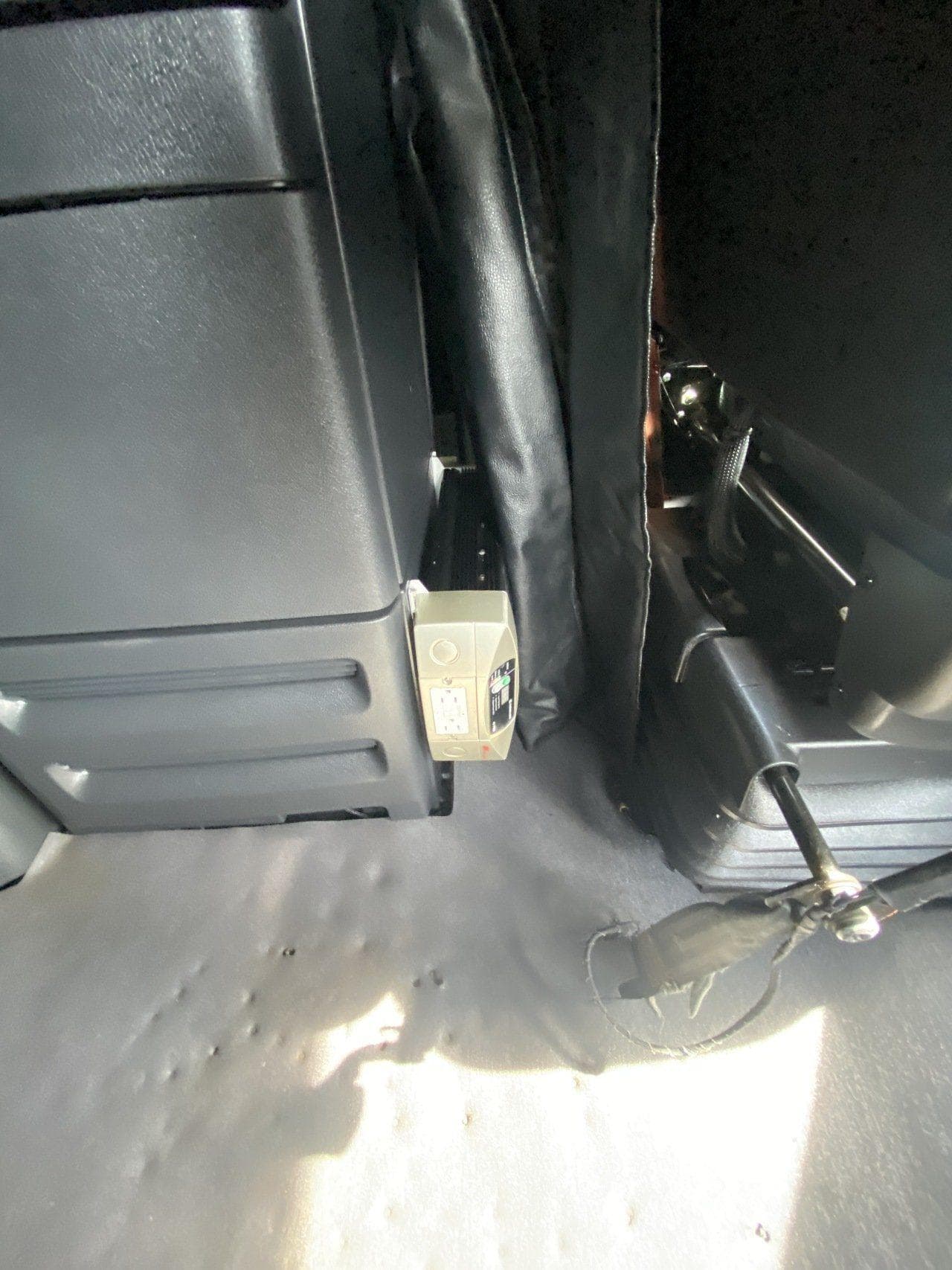 2021 FREIGHTLINER Cascadia CA126 Tandem Axle Sleeper image 17