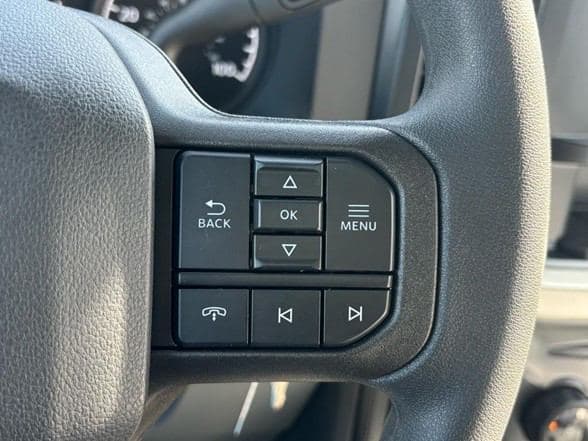 2024 Ford F550 image 21