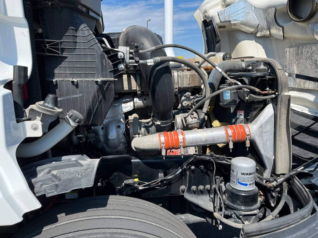 2021 Freightliner Cascadia 126 #1178 image 9