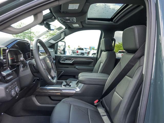 2026 Chevrolet Silverado 2500HD LTZ image 17