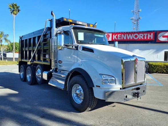 2026 Kenworth T880 image 1