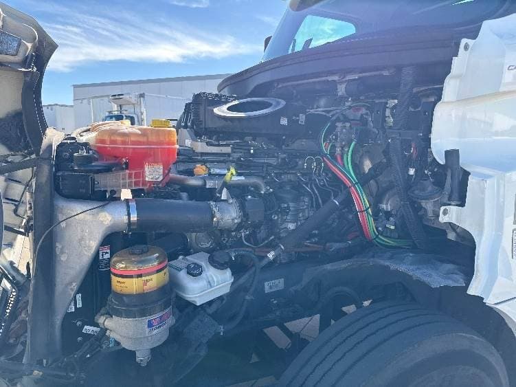 2018 Freightliner Cascadia image 4