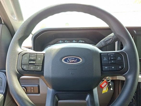 2025 Ford F450 SD image 12