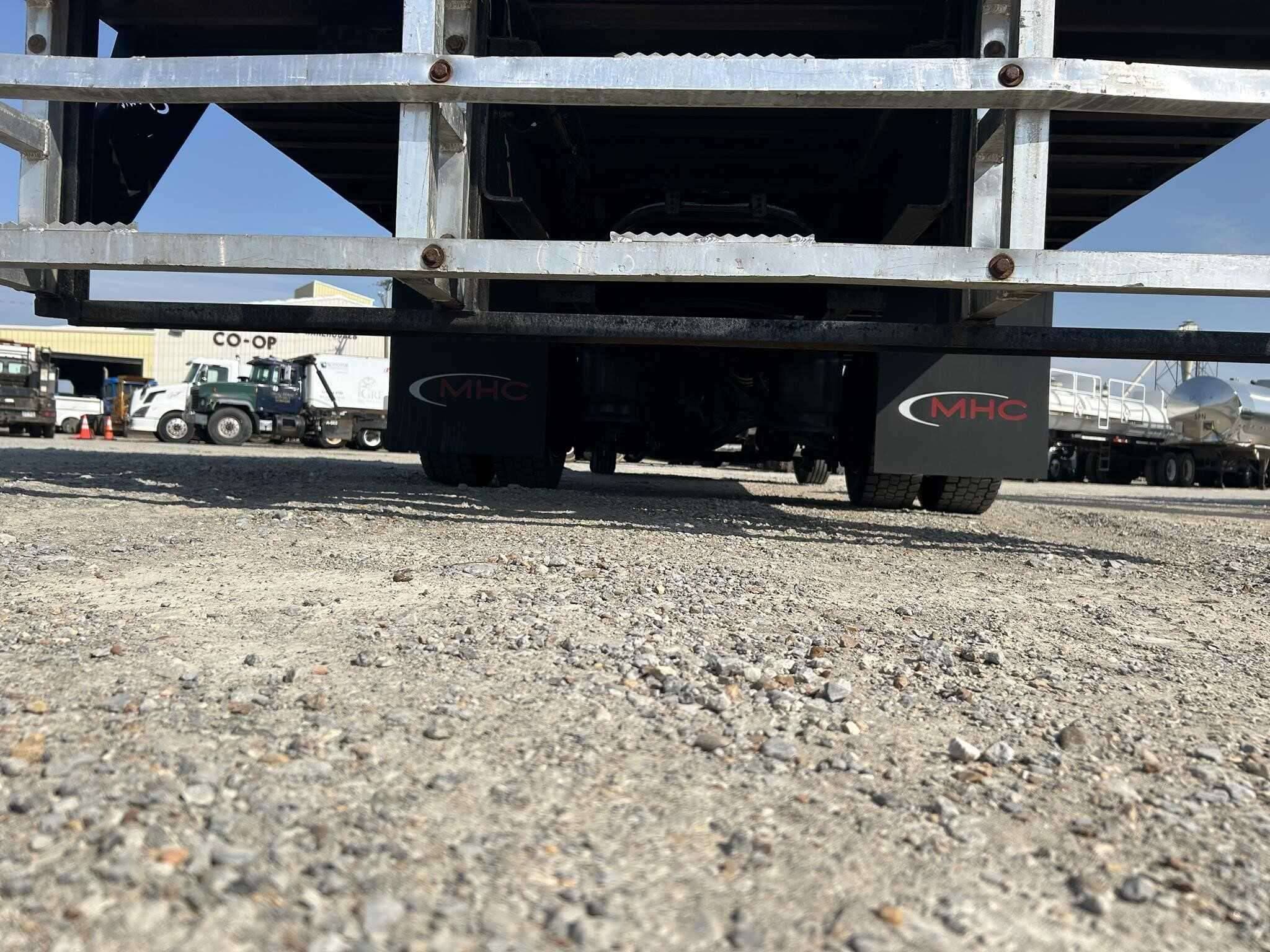 2020 Freightliner M2 image 7