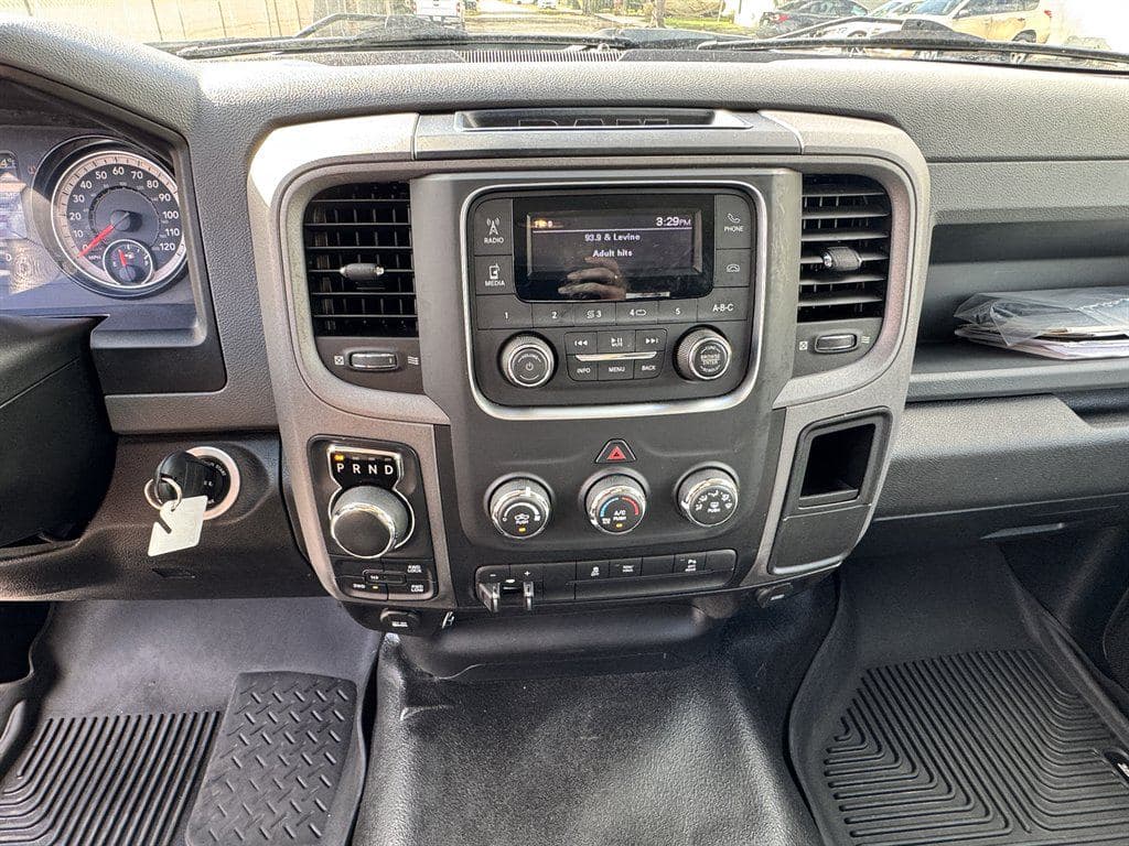 2020 Ram 1500 DS image 57