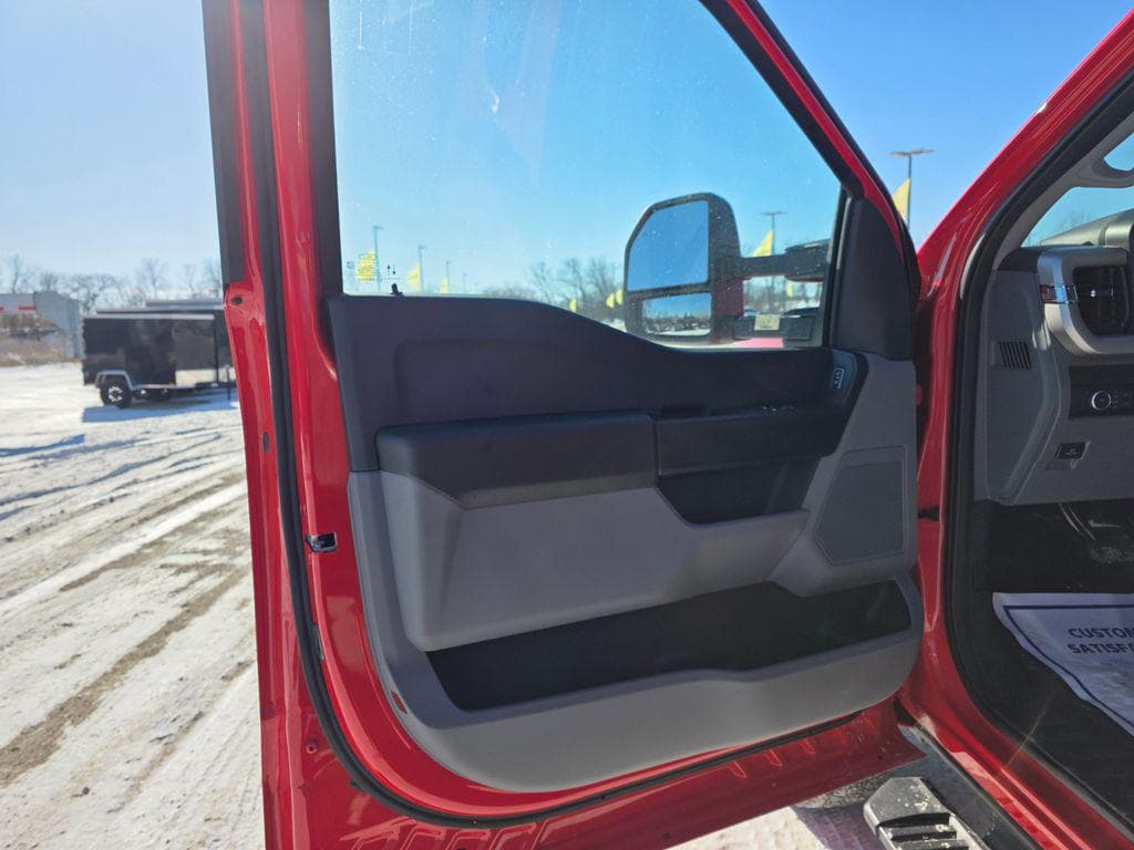 2025 Ford F-350SD XL Dump Truck image 20