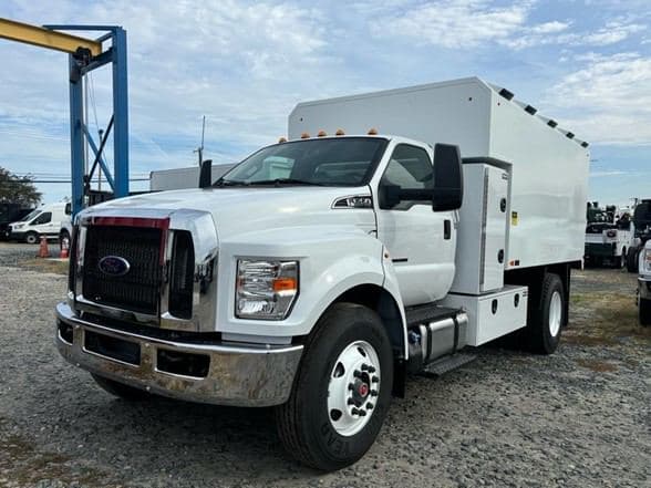 2025 Ford 4143D image 4