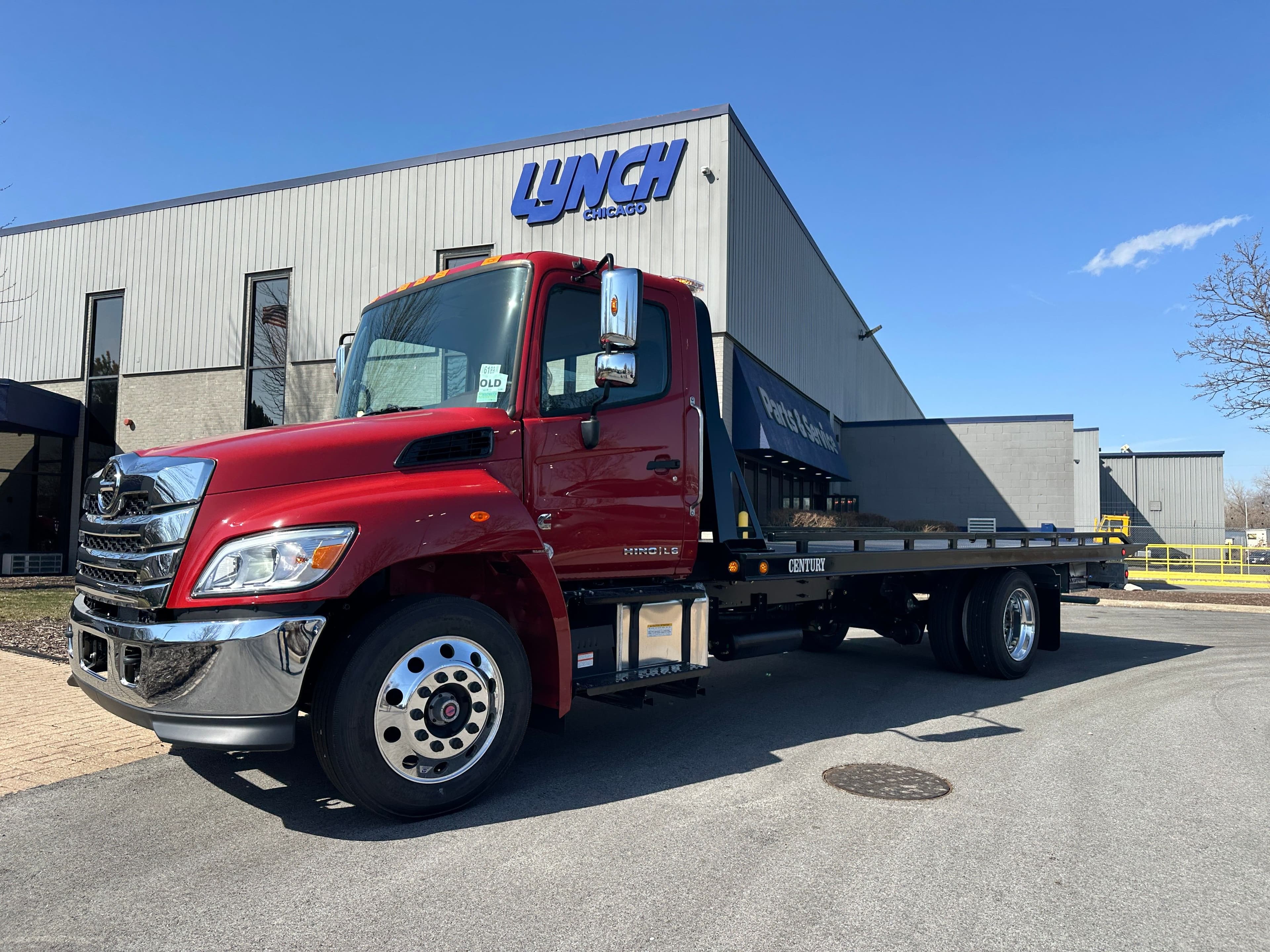 2025 Hino L6 CENTURY 21.5' STEEL CARRIER  (SK#: 6189C) image 1