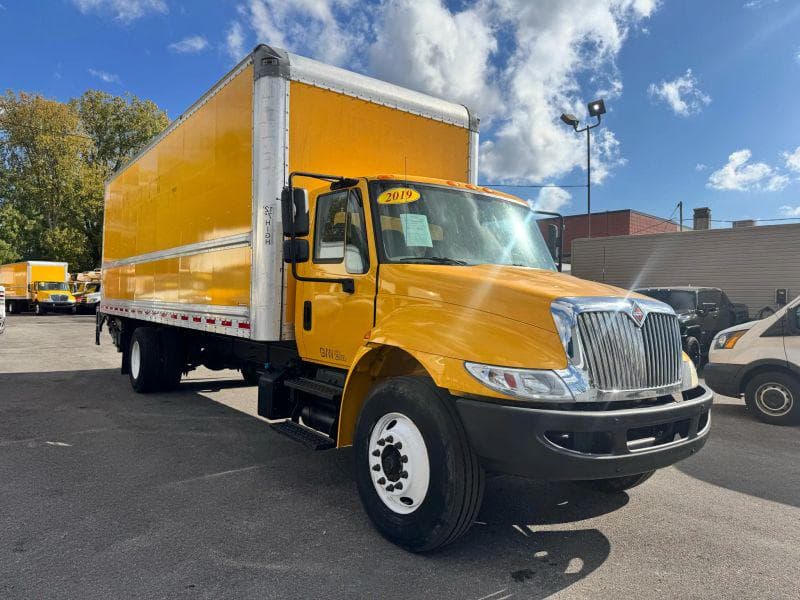 2019 International 4300 image 3