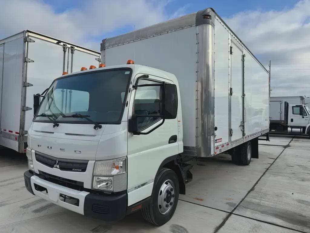 2020 MITSUBISHI FUSO FE160 (FEC7TS) image 1