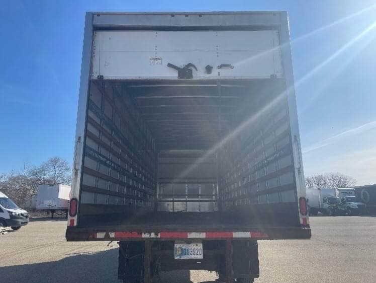 2022 International MV607 Box Truck - 240HP, 6 Speed Automatic, Roll up Door image 8