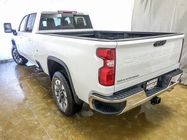 2026 Chevrolet Silverado 2500HD LT image 7