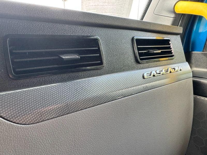 2021 Freightliner Cascadia image 50