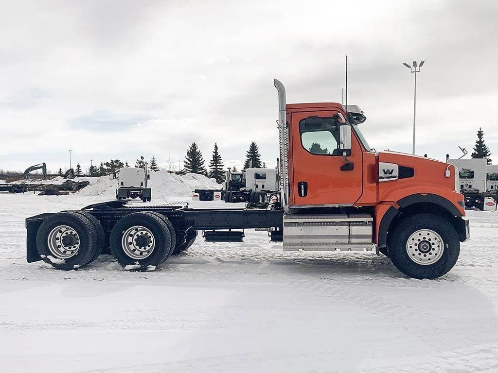 2023 Western Star 49X Chassis image 7