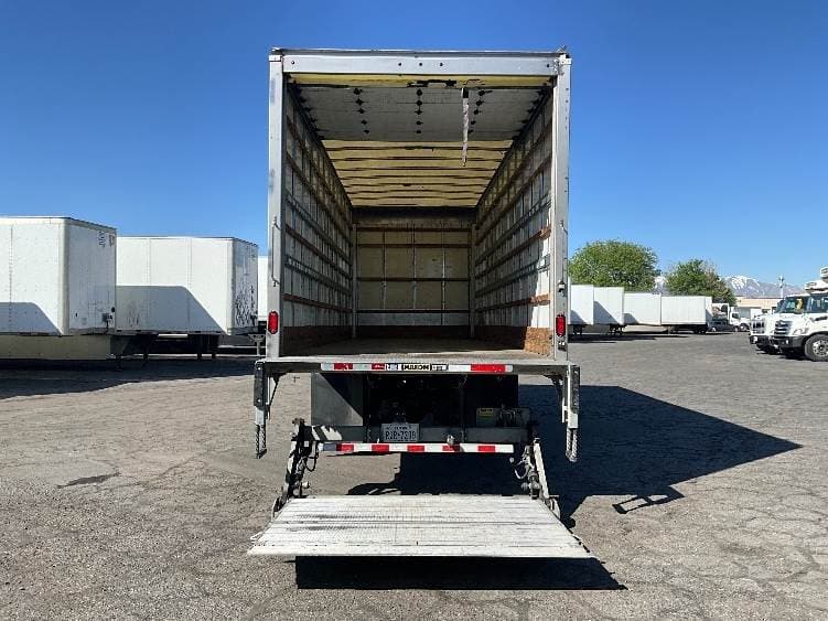 2022 International MV607 Box Truck - 220HP, 6 Speed Automatic, Roll up Door image 9