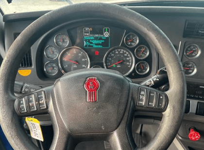 2020 Kenworth T680 image 5