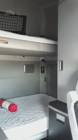 2021 Kenworth T680 image 8