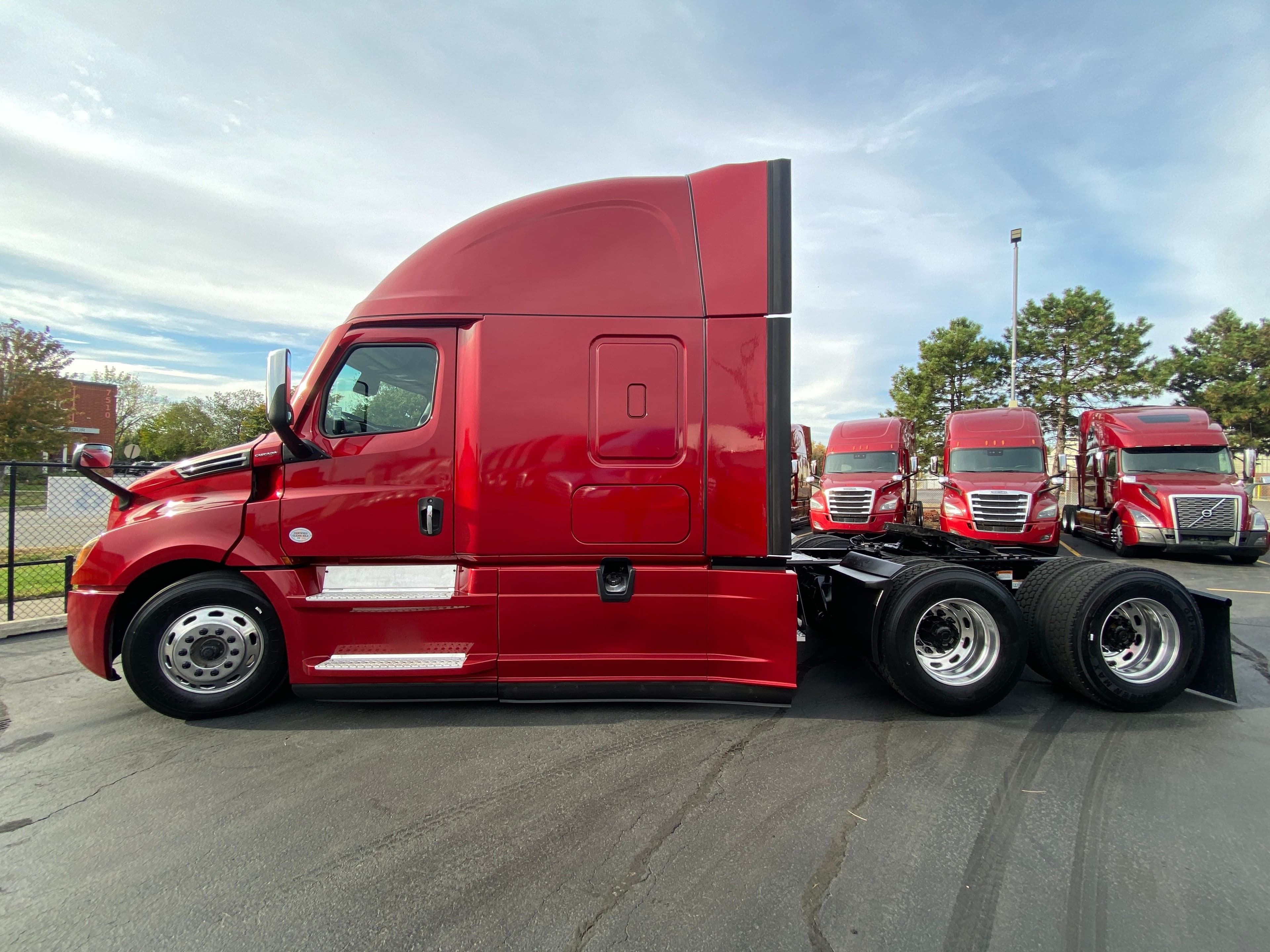 2021 Freightliner Cascadia image 7