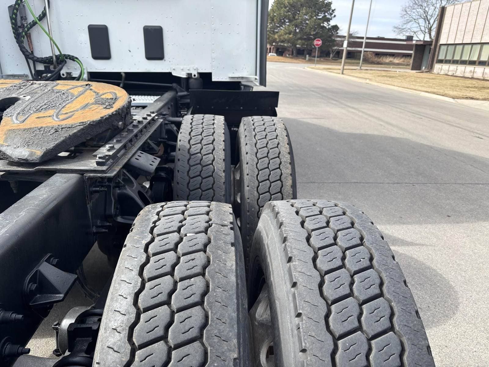 2021 Peterbilt 579 image 5