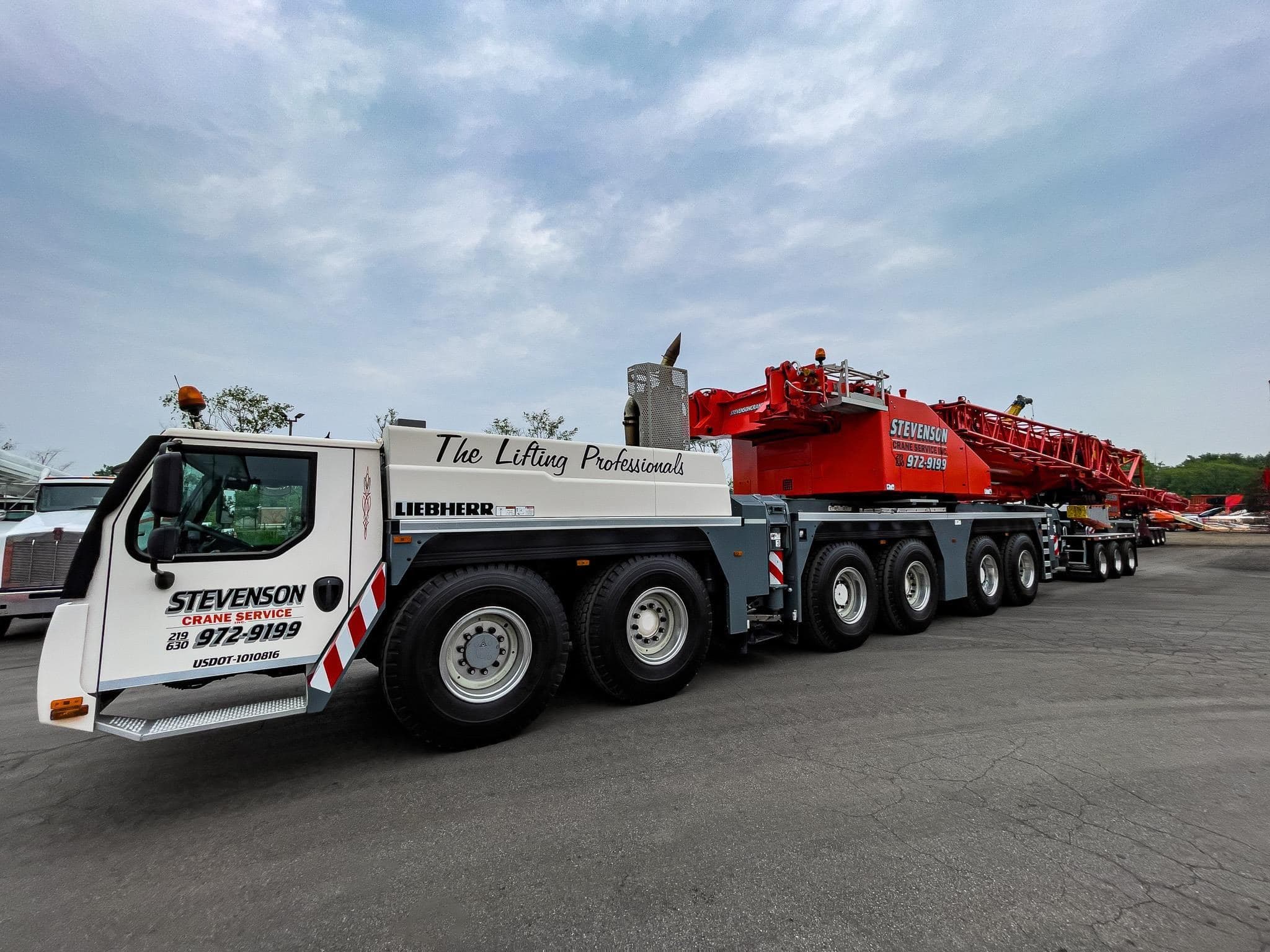 2016 LIEBHERR LTM1300-6.2 AT1692 image 5