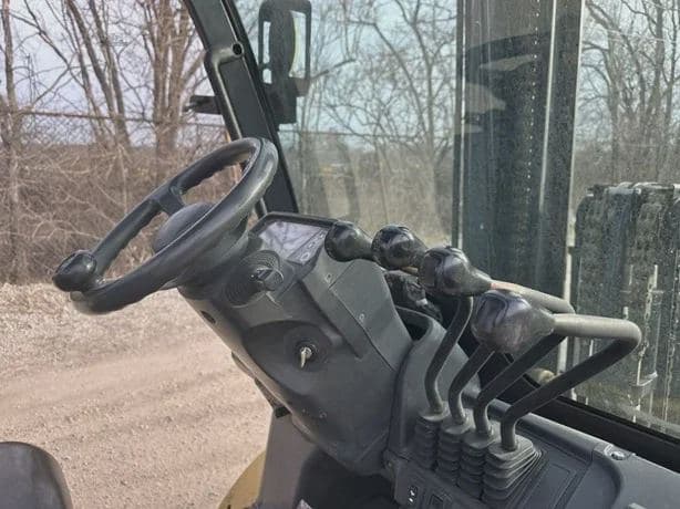 2017 Caterpillar GP55N1 image 11