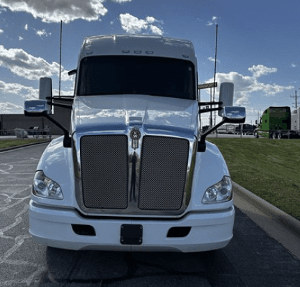 2020 Kenworth T680 image 3
