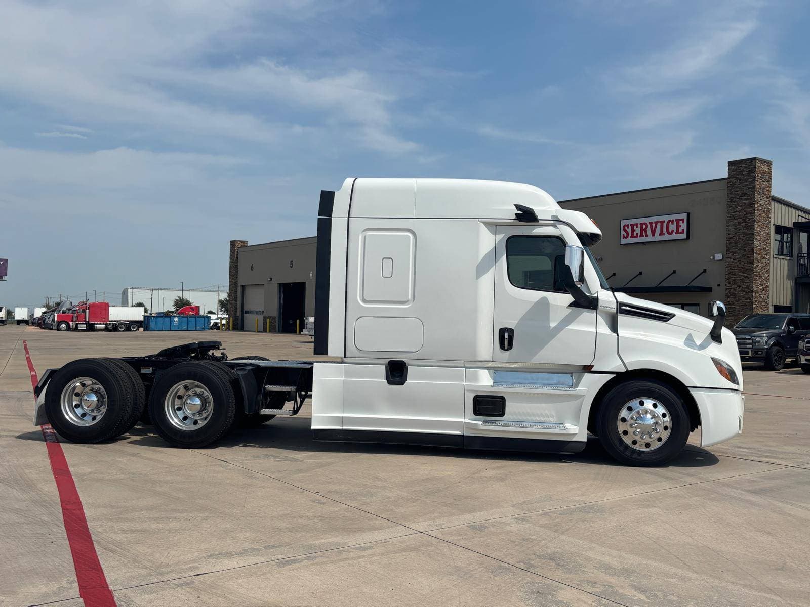 2022 Freightliner Cascadia 126 image 4