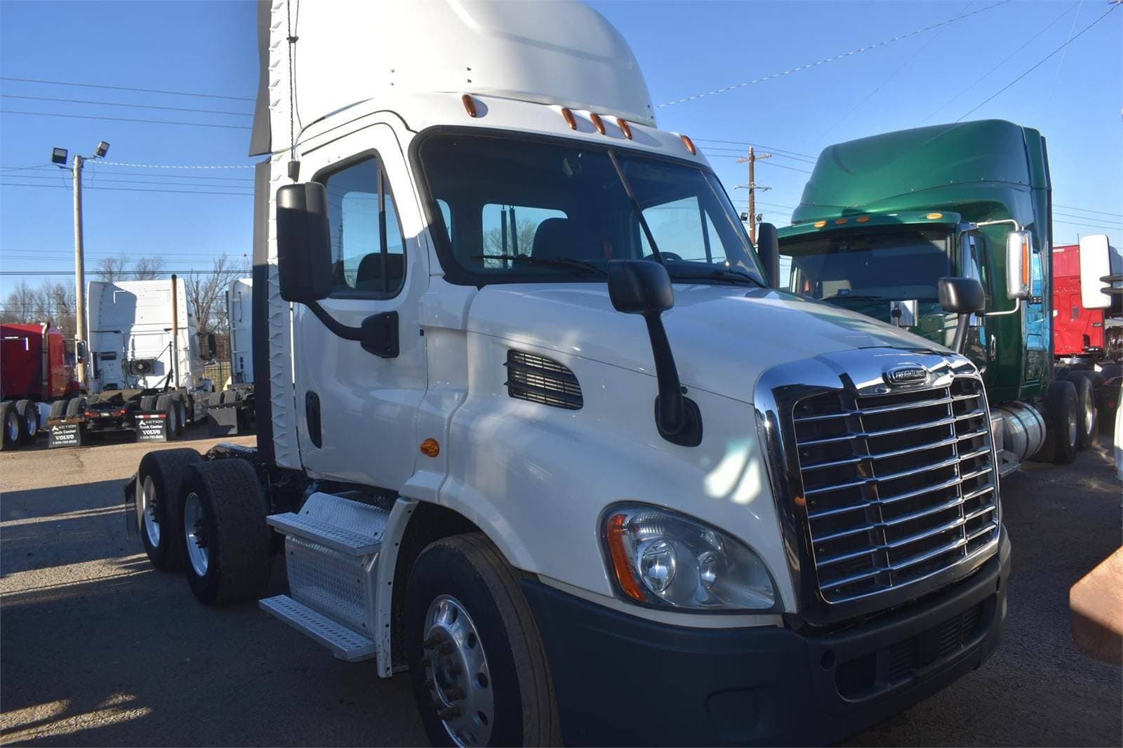 2018 Freightliner Cascadia 113 image 6