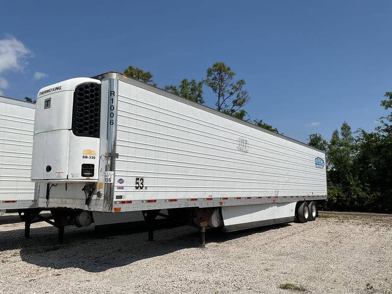 2012 Utility 3000R image 1