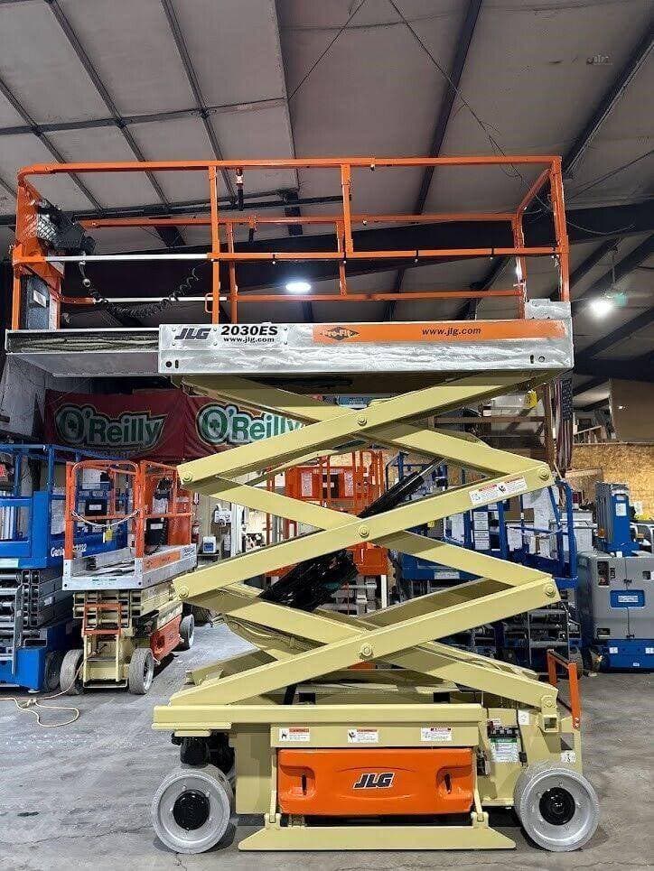 2015 JLG 2030ES image 5