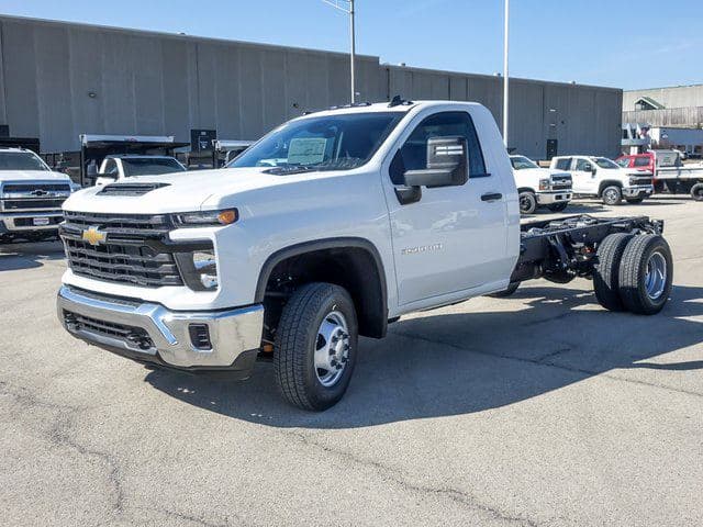 2026 Chevrolet Silverado 3500HD Work Truck image 7