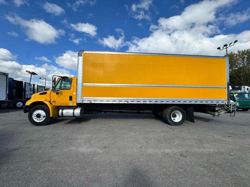 2019 International 4300 image 12