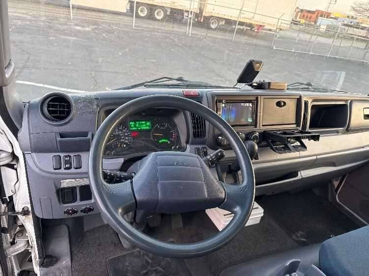 2017 MITSUBISHI FUSO FEC72S image 11