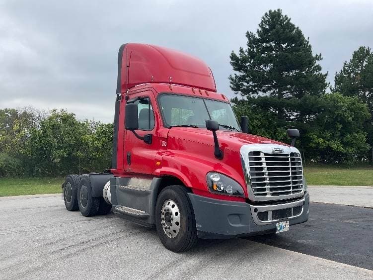 2018 Freightliner Cascadia image 10