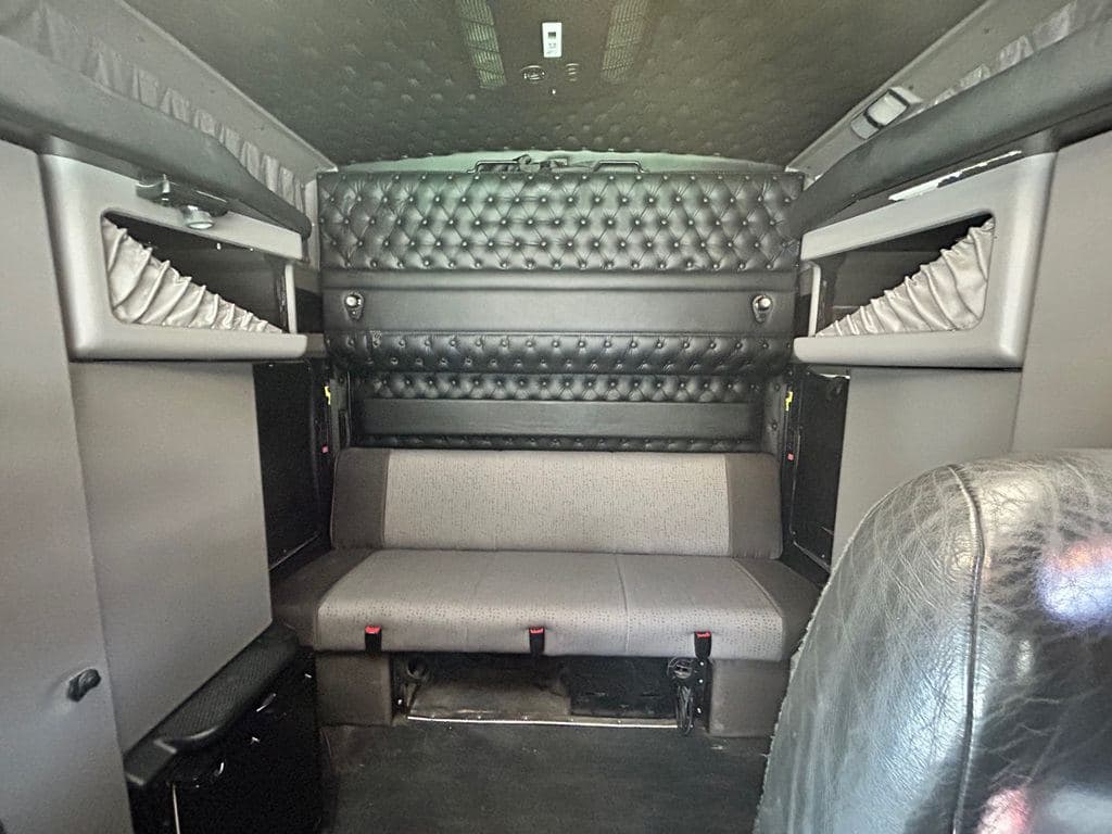 Used 2022 KENWORTH W900L image 10