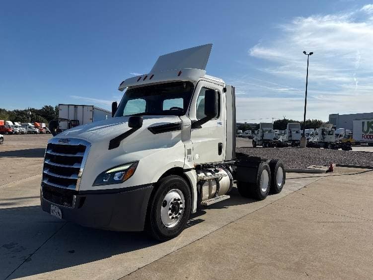 2018 Freightliner Cascadia image 11