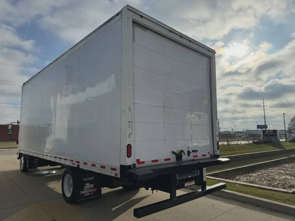 Used 2019 ISUZU Box Truck - Straight Truck, Moving Van, Cabover Truck - COE - NRR For Sale image 3