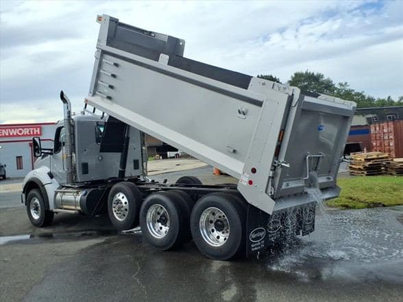 2026 Kenworth T880 image 7