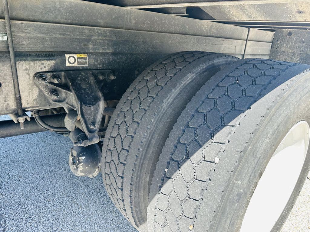 Used 2022 KENWORTH T270 image 4