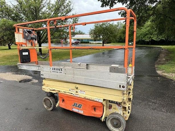 2014 JLG 1930ES image 12