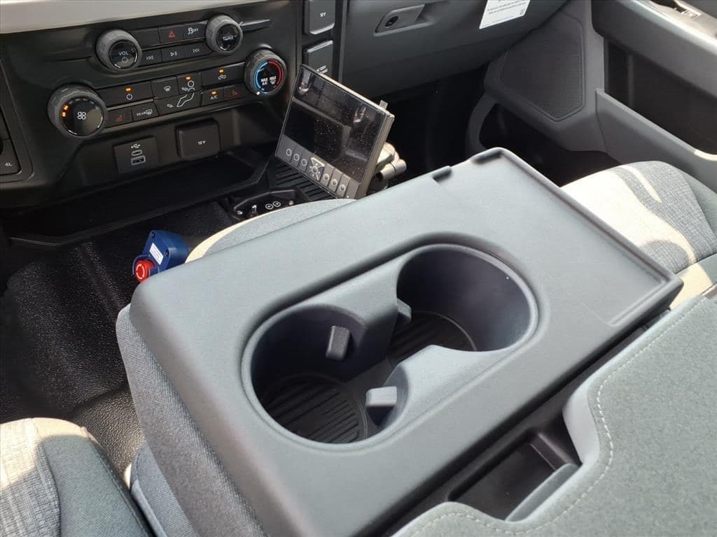 2026 Ford F550 XLT image 12