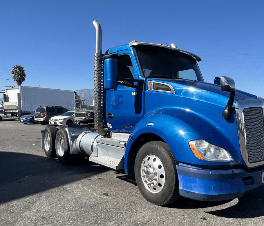 2018 Kenworth T680 image 1